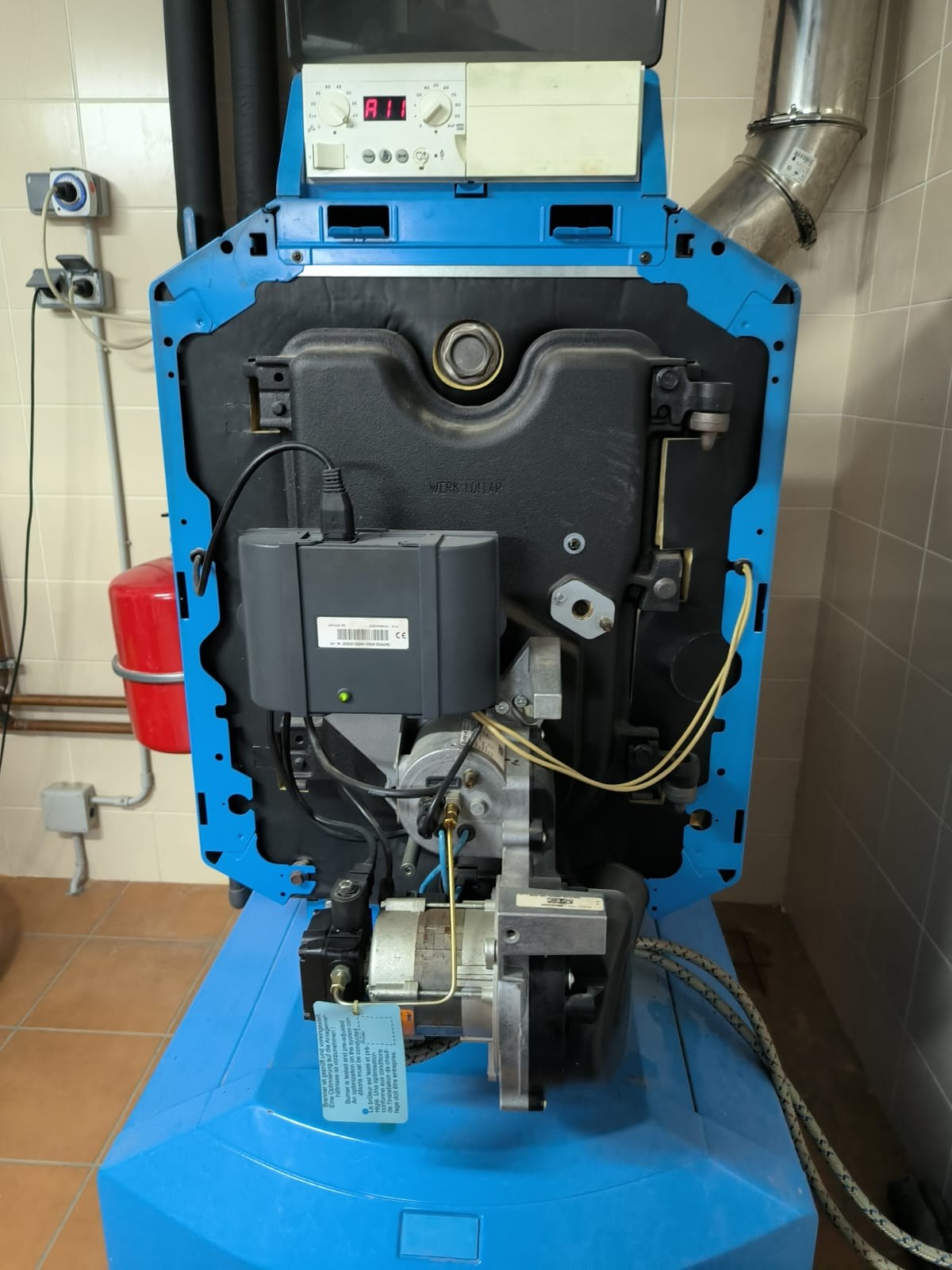 Einsatz und Reparatur eines Heizkessels